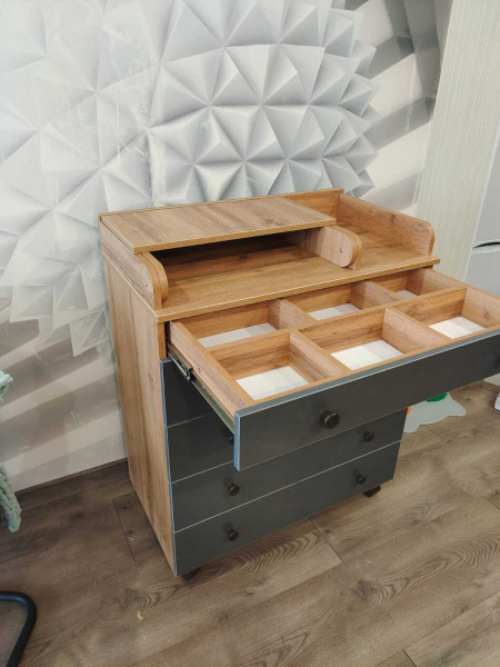 Комод Ecco Molen с доводчиками Moon Grey-Бук