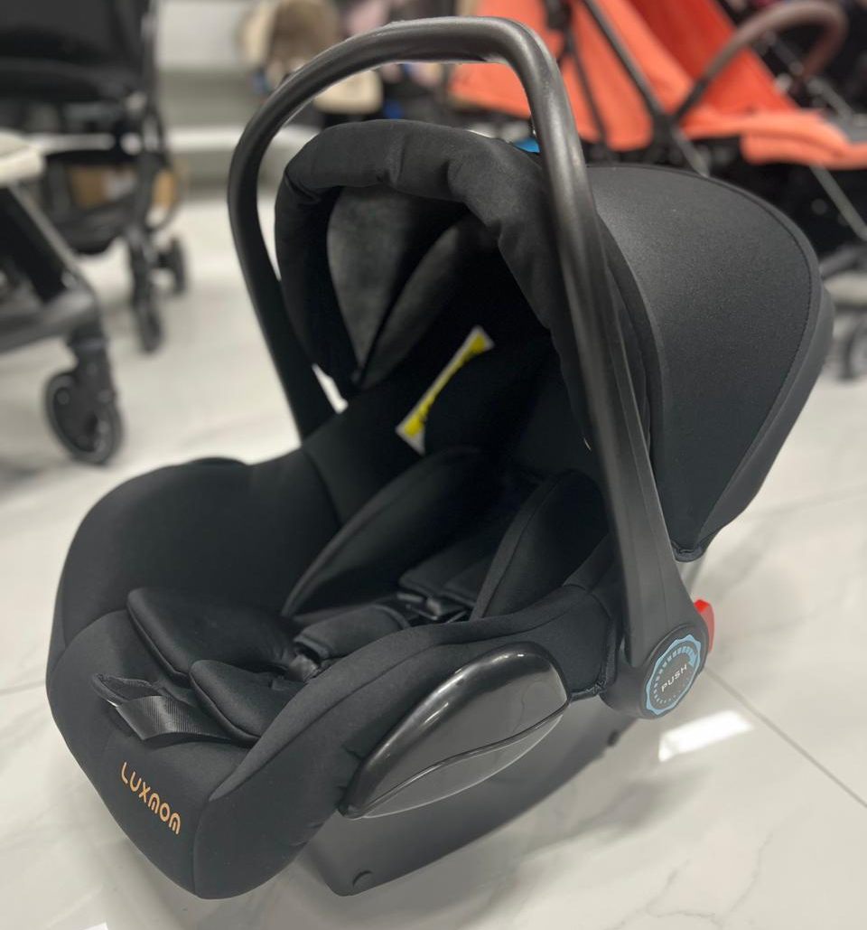 Автолюлька Luxmom 255 Черная